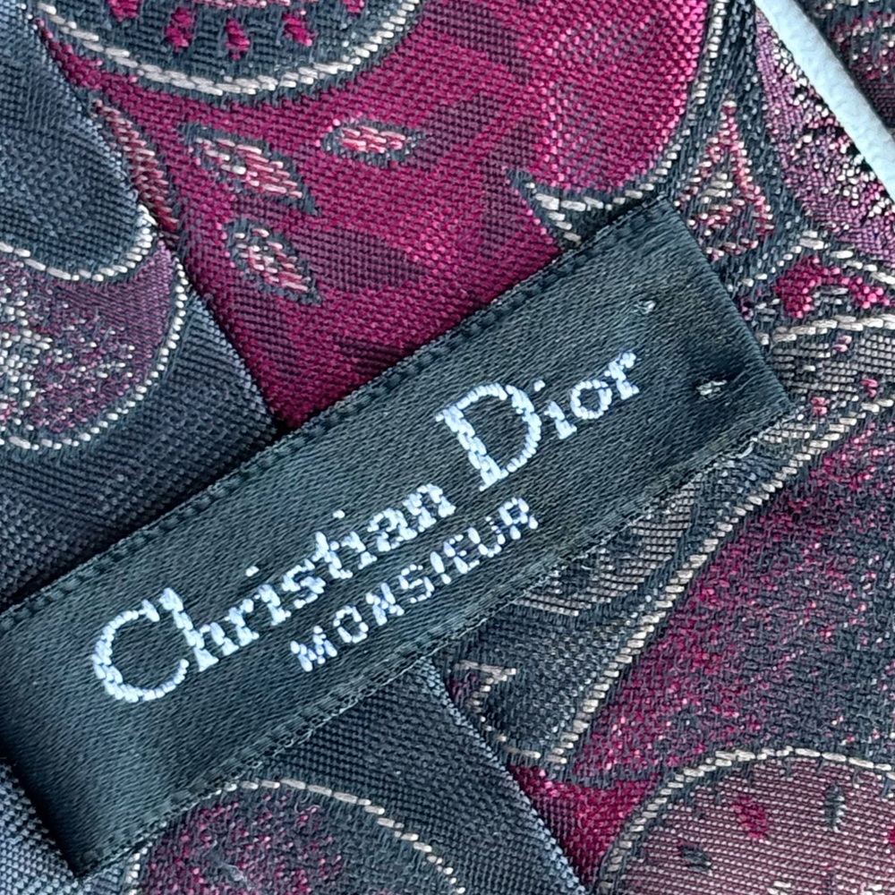 Christian Dior men’s  paisley textured necktie - Picture 4 of 4
